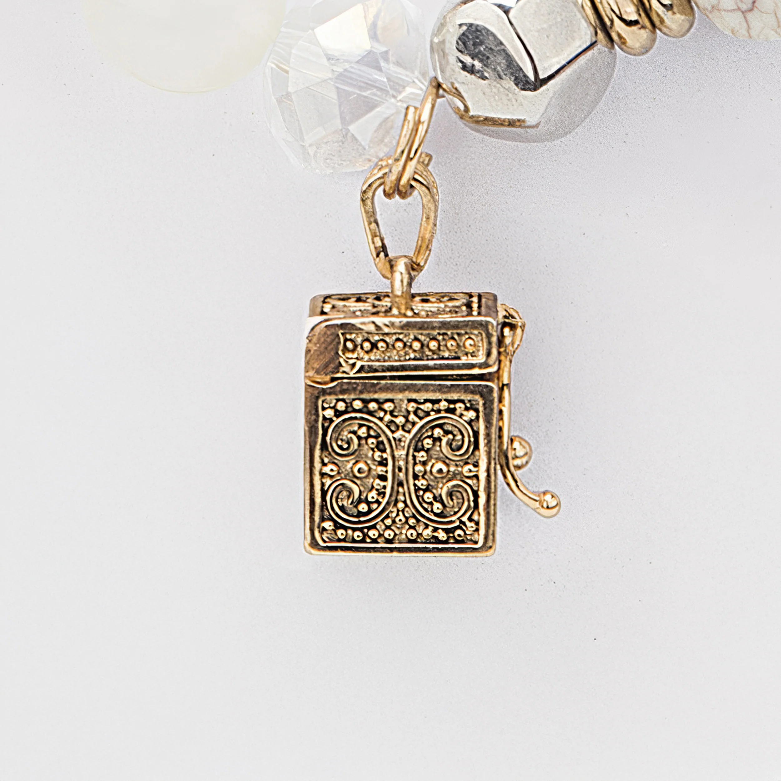Alexa's Angels "But First, Pray" Prayer Box Bracelet - Image 2